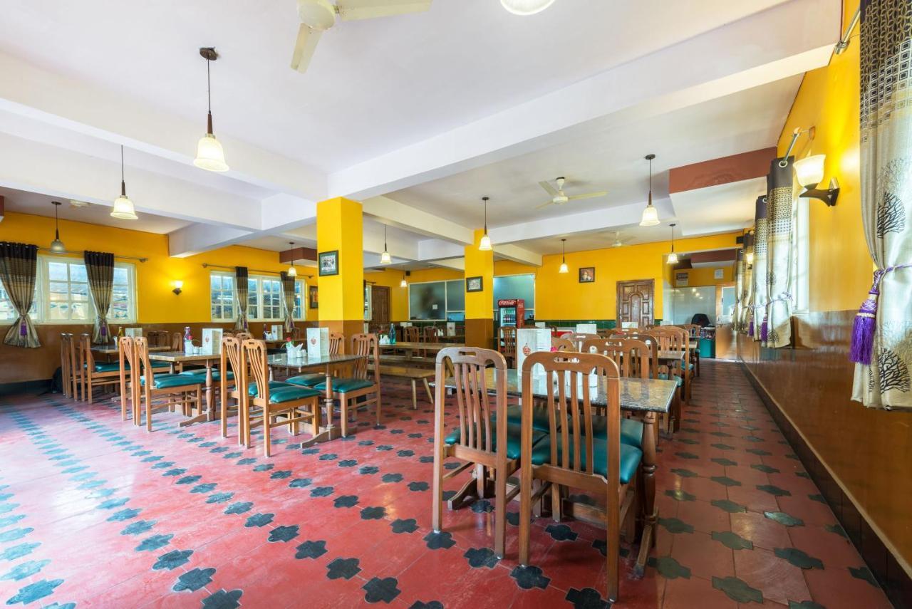 Stayeasy Majestic Bangalore Luaran gambar